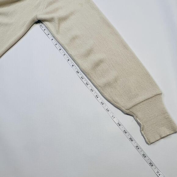 Vintage Izod Sweater Mens Medium Cream Crest Logo Cardigan Acrylic Preppy 90s - Picture 7 of 9